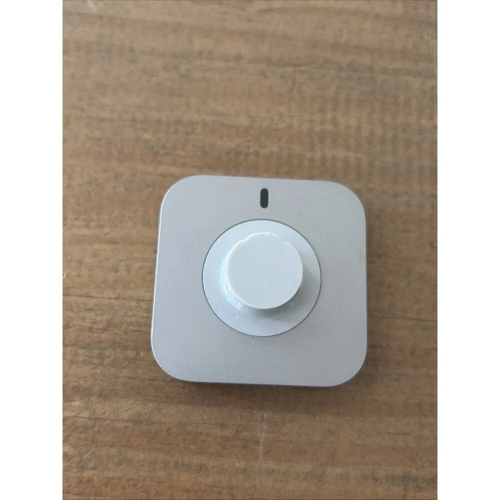 Oura Activity Tracker Charging Base Dock Gray Size 8 MPN OURA2402